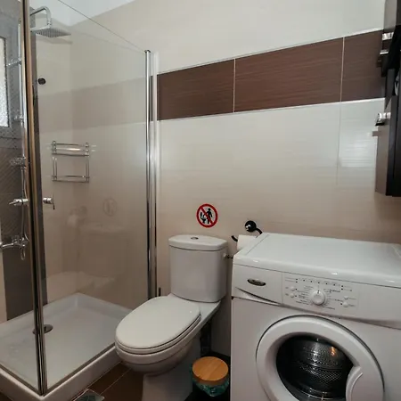 Dimitra's House With Private Pool בית נופש